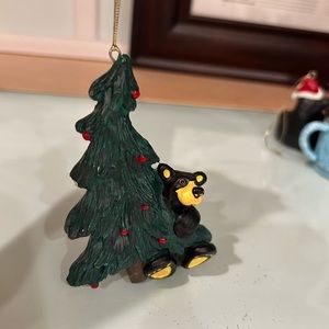 Bearfoots Bears tree ornament.